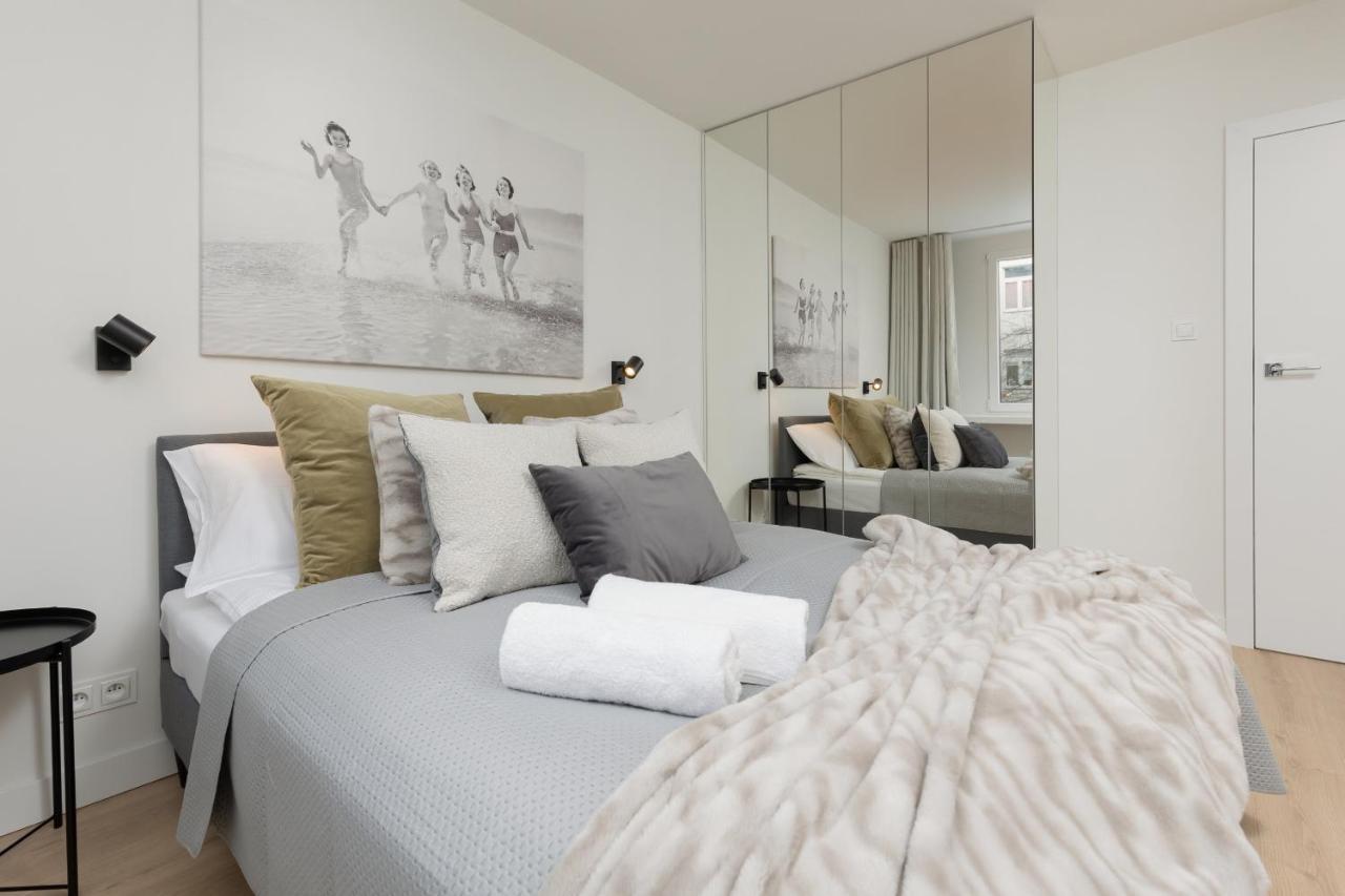 Cosy Dream City Center Apartment By Noclegi Renters ワルシャワ エクステリア 写真