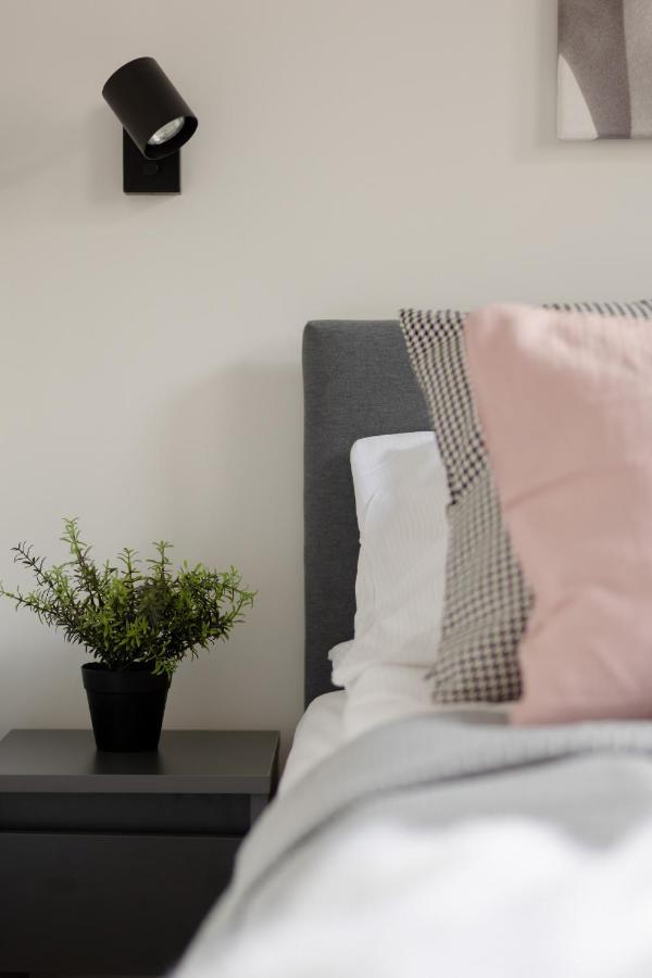 Cosy Dream City Center Apartment By Noclegi Renters ワルシャワ エクステリア 写真